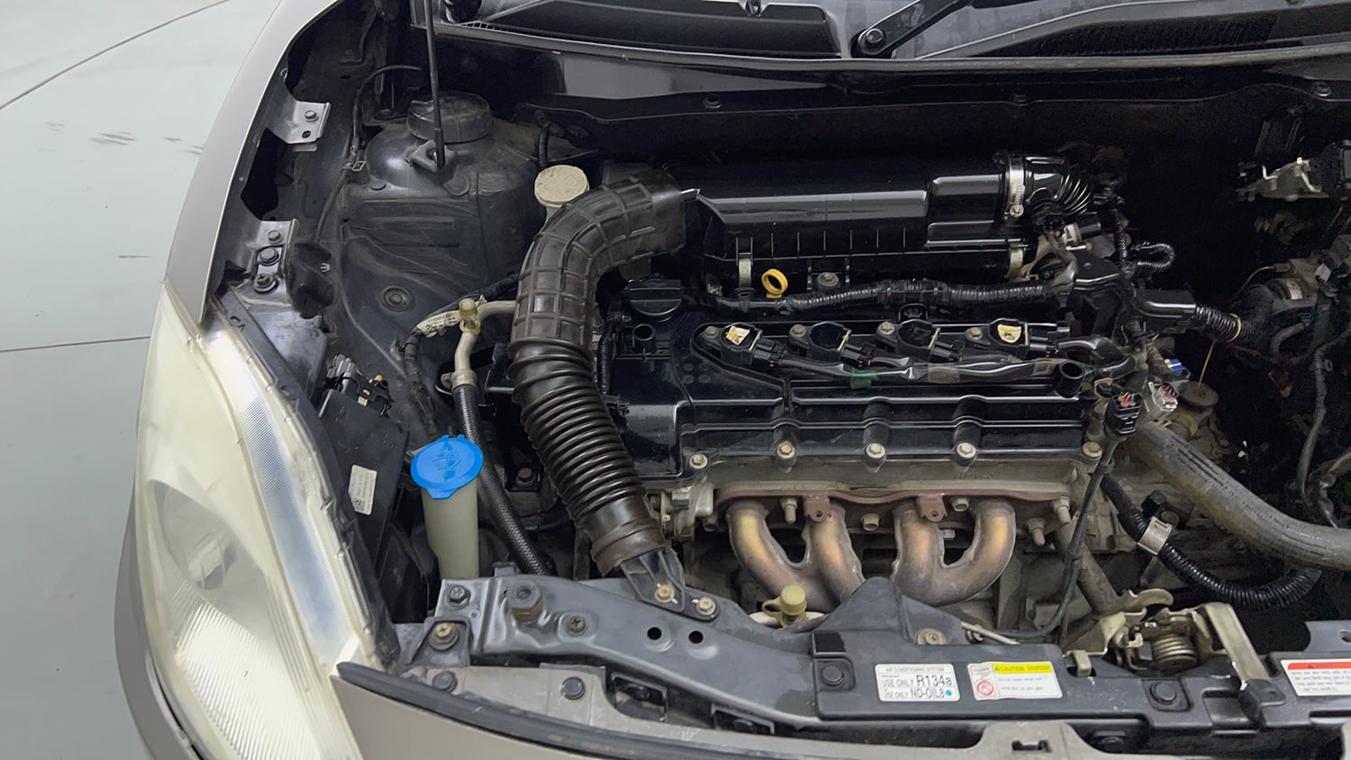 Used 2017 Maruti Suzuki Dzire VXi Petrol Manual engine ENGINE RIGHT SIDE VIEW