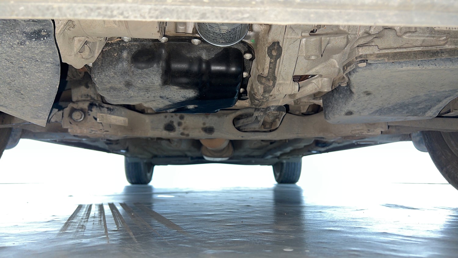 Used 2022 Skoda Slavia Style 1.0L TSI AT Petrol Automatic extra FRONT LEFT UNDERBODY VIEW