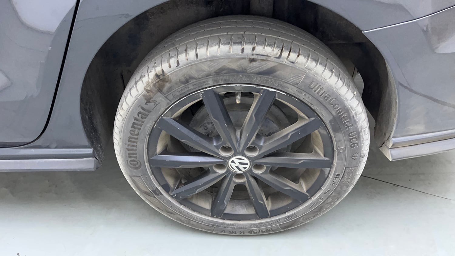 Used 2023 Volkswagen Vento Highline Plus 1.0L TSI Automatic Petrol Automatic tyres LEFT REAR TYRE RIM VIEW