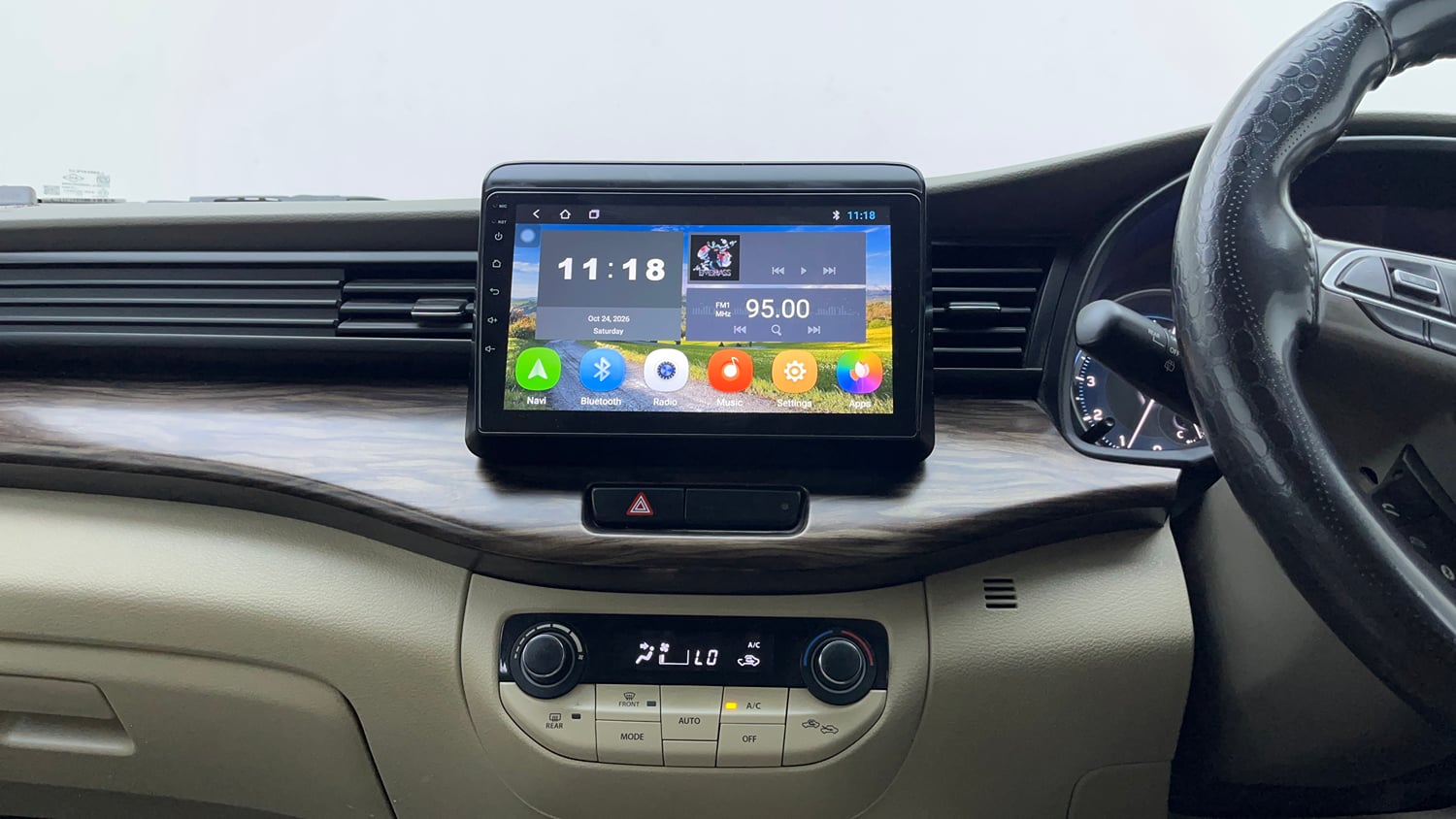 Used 2020 Maruti Suzuki New Ertiga ZXi AT Petrol Automatic interior MUSIC SYSTEM & AC CONTROL VIEW