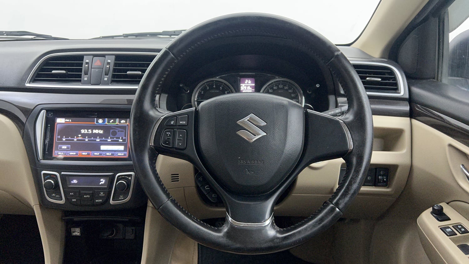 Used 2016 Maruti Suzuki Ciaz ZXi Petrol Manual interior STEERING VIEW