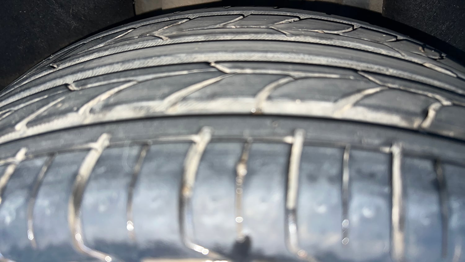 Used 2018 Skoda Octavia 1.8 TSI L&K Petrol Automatic tyres RIGHT REAR TYRE TREAD VIEW