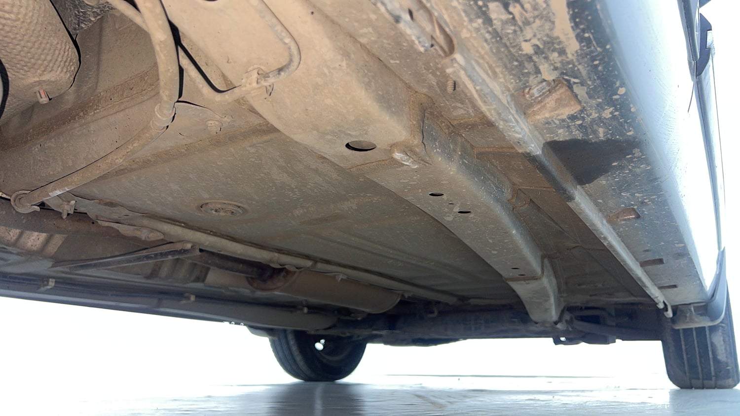 Used 2021 Maruti Suzuki Baleno Sigma Petrol Manual extra REAR RIGHT UNDERBODY VIEW