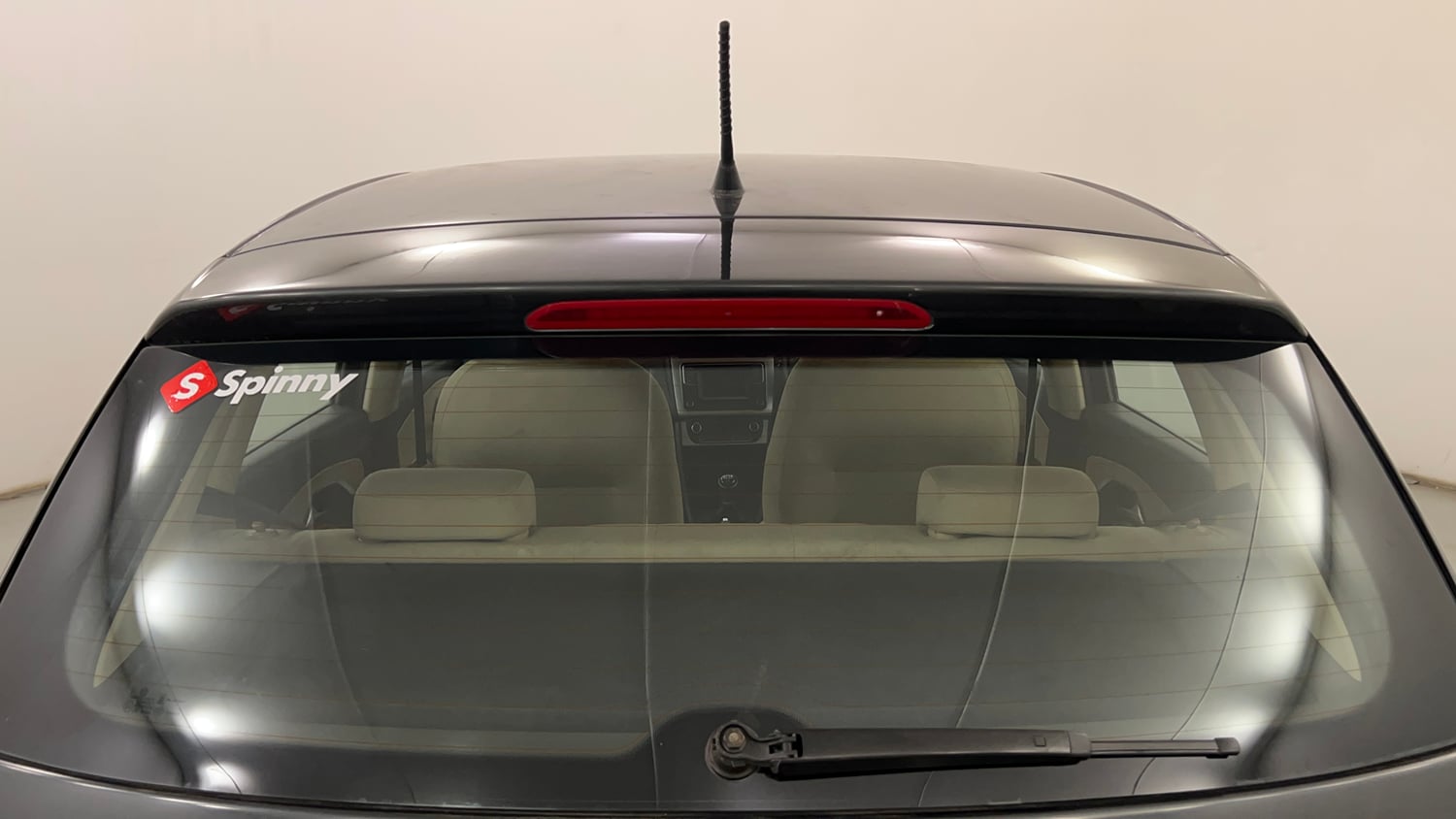 Used 2016 Volkswagen Polo Highline1.2L (P) Petrol Manual exterior BACK WINDSHIELD VIEW