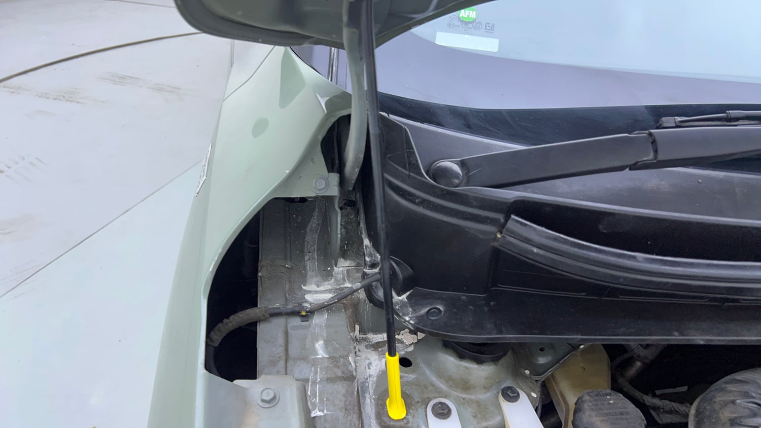 Used 2023 Hyundai Exter SX 1.2 AMT Petrol Automatic engine ENGINE RIGHT SIDE HINGE & APRON VIEW