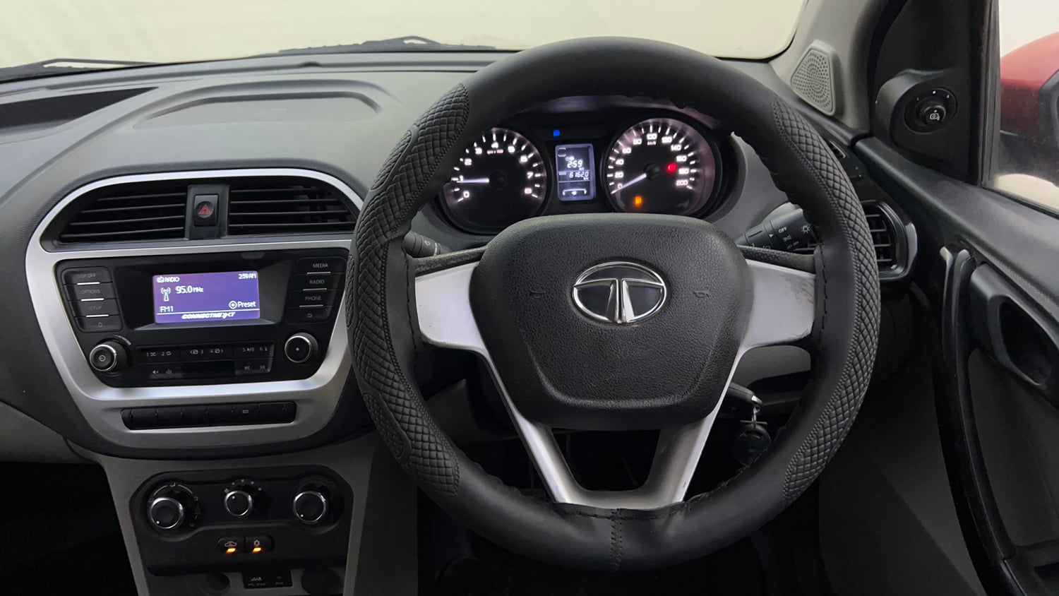 Used 2017 Tata Tiago Revotorq XT Diesel Manual interior STEERING VIEW