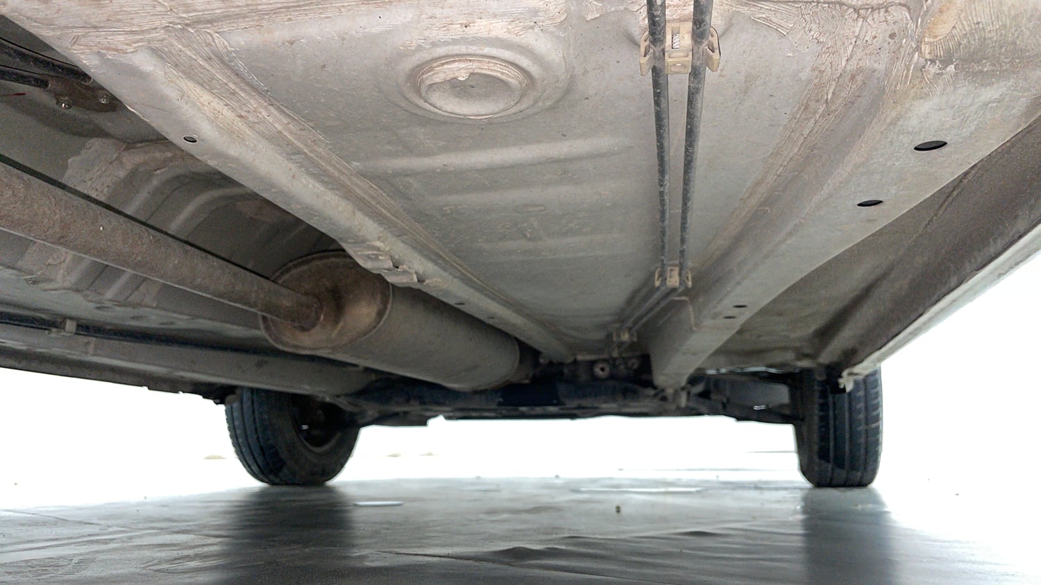 Used 2023 Maruti Suzuki Alto K10 LXi Petrol Manual extra REAR RIGHT UNDERBODY VIEW