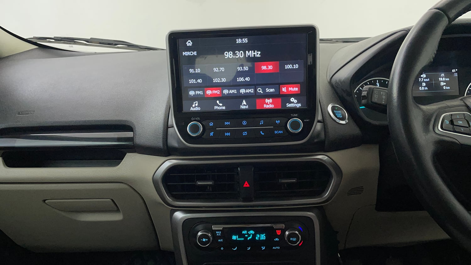 Used 2019 Ford EcoSport Titanium + 1.5L TDCi Diesel Manual interior MUSIC SYSTEM & AC CONTROL VIEW