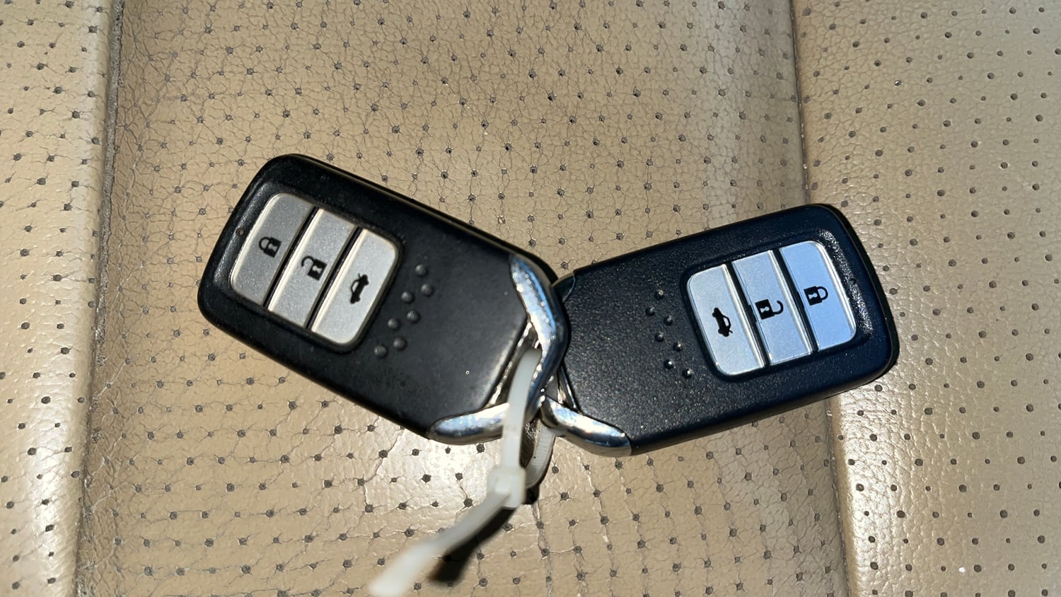 Used 2015 Honda City VX CVT Petrol Automatic extra CAR KEY VIEW