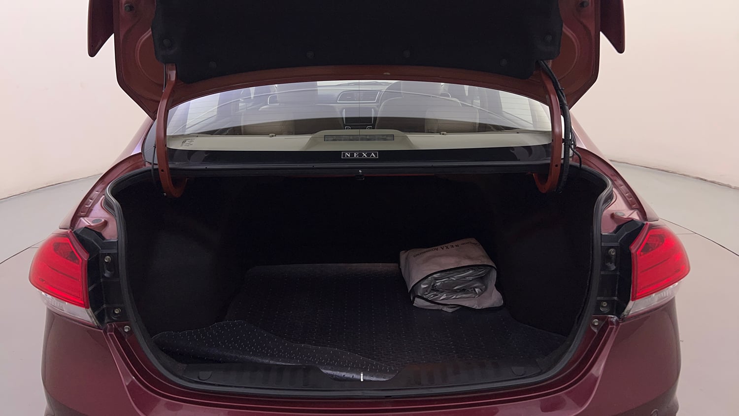 Used 2021 Maruti Suzuki Ciaz Alpha 1.5 AT Petrol Automatic interior DICKY INSIDE VIEW