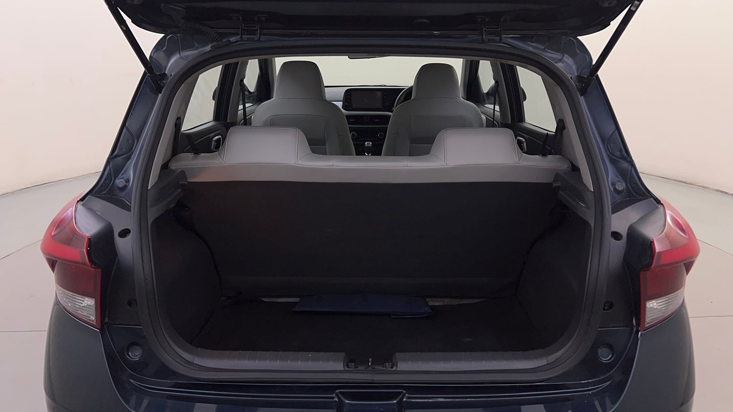 Used 2023 Hyundai Grand i10 Nios Sportz 1.2 Kappa VTVT Petrol Manual interior DICKY INSIDE VIEW