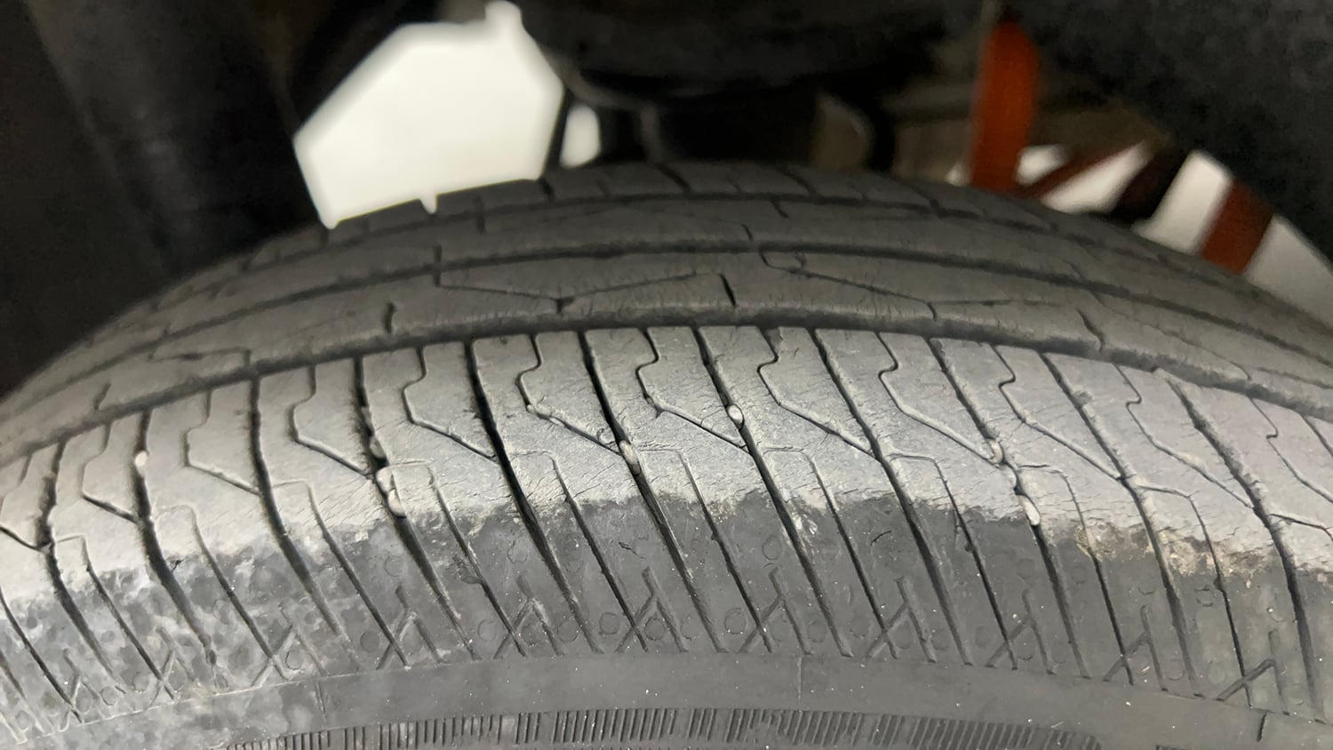 Used 2024 MG Motors Comet EV Excite Electric Automatic tyres RIGHT REAR TYRE TREAD VIEW
