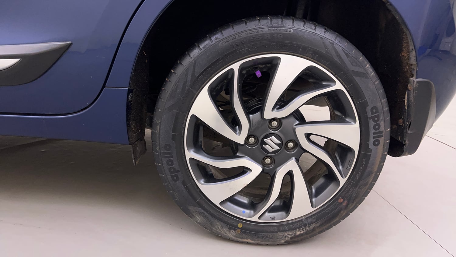 Used 2020 Maruti Suzuki Baleno Zeta Petrol Manual tyres LEFT REAR TYRE RIM VIEW
