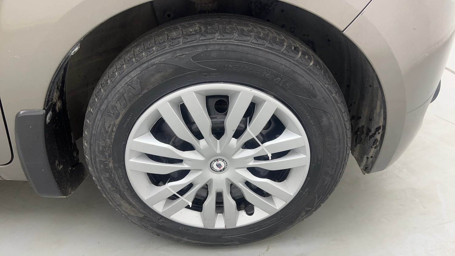 Used 2021 Maruti Suzuki Wagon R 1.0 VXi 1.0 Petrol Manual tyres RIGHT FRONT TYRE RIM VIEW