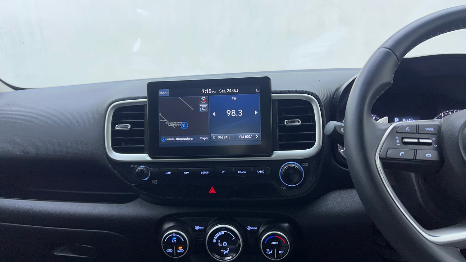Used 2021 Hyundai Venue SX Plus 1.0 Turbo DCT Petrol Automatic interior MUSIC SYSTEM & AC CONTROL VIEW