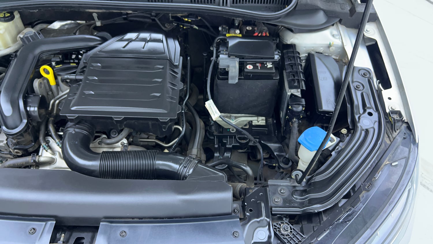 Used 2022 Skoda Slavia Style 1.0L TSI AT Petrol Automatic engine ENGINE LEFT SIDE VIEW