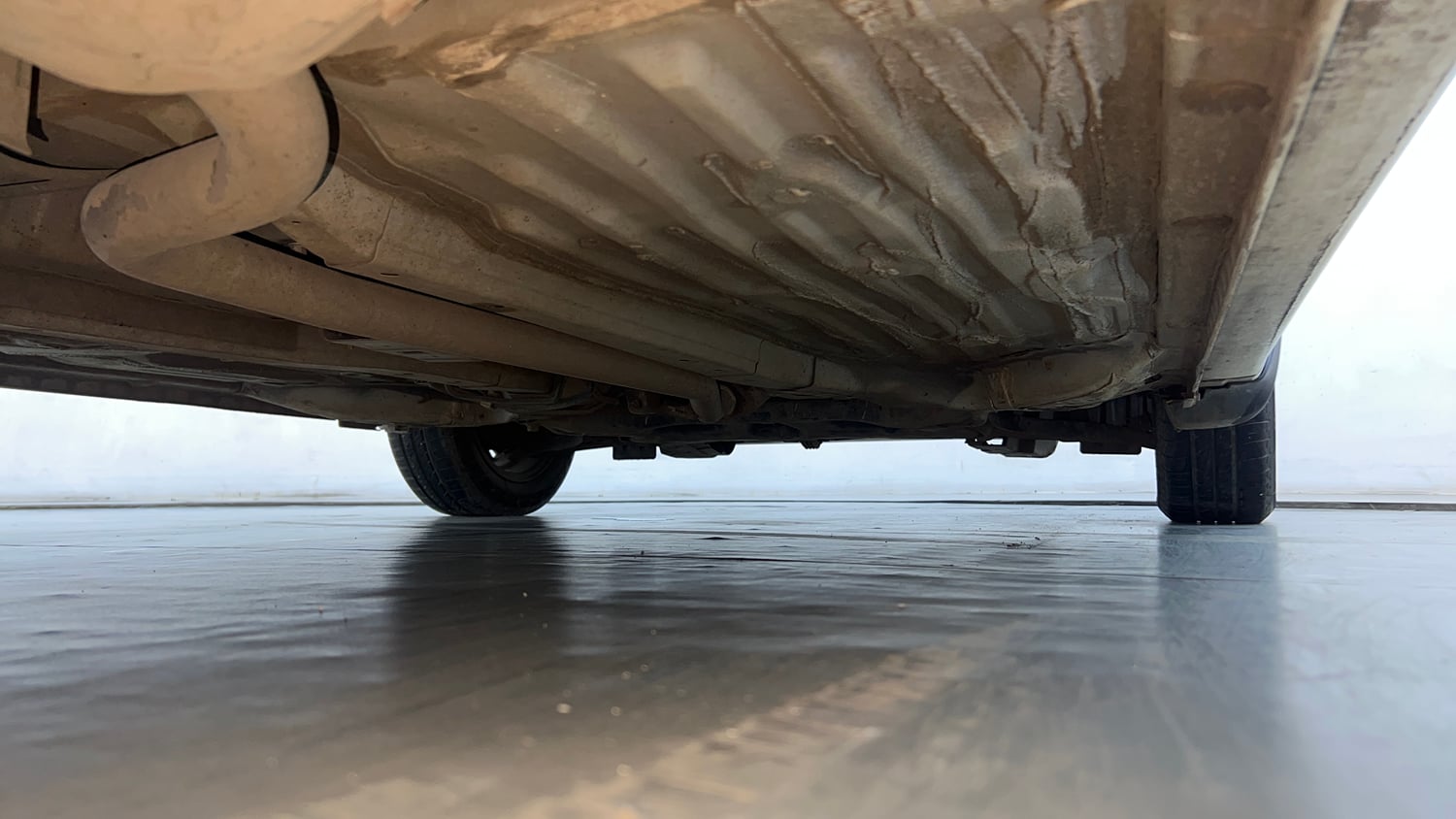 Used 2020 Honda Amaze 1.2 S MT Petrol Petrol Manual extra REAR RIGHT UNDERBODY VIEW
