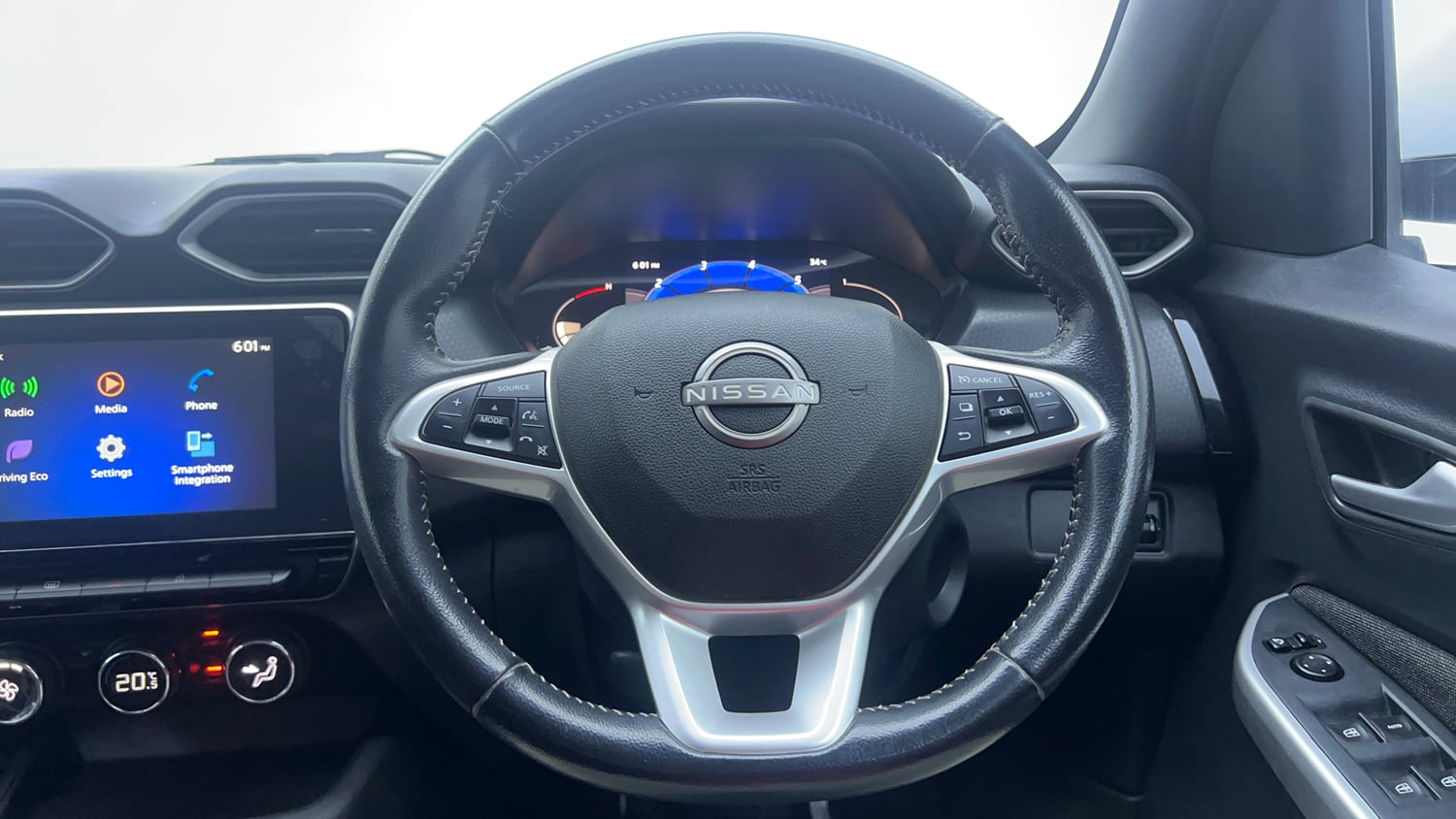 Used 2022 Nissan Magnite XV Petrol Manual interior STEERING VIEW