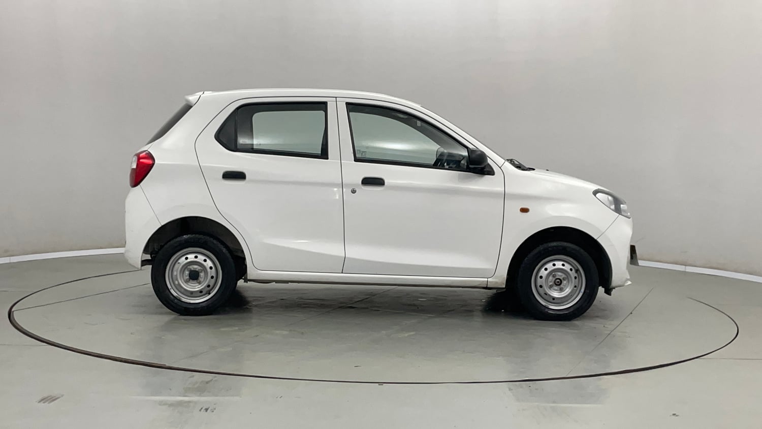 Used 2023 Maruti Suzuki Alto K10 LXi Petrol Manual exterior RIGHT SIDE VIEW