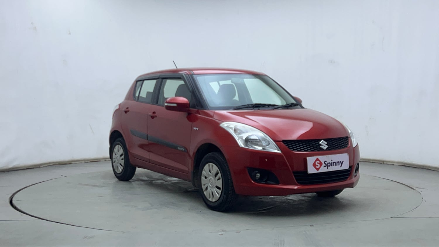 Used 2014 Maruti Suzuki Swift VXi Petrol Manual exterior RIGHT FRONT CORNER VIEW