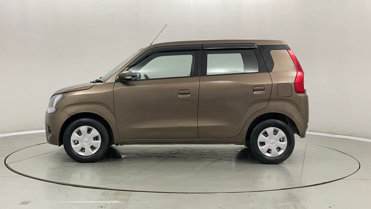 Used 2022 Maruti Suzuki Wagon R ZXI 1.2 Petrol Manual exterior LEFT SIDE VIEW