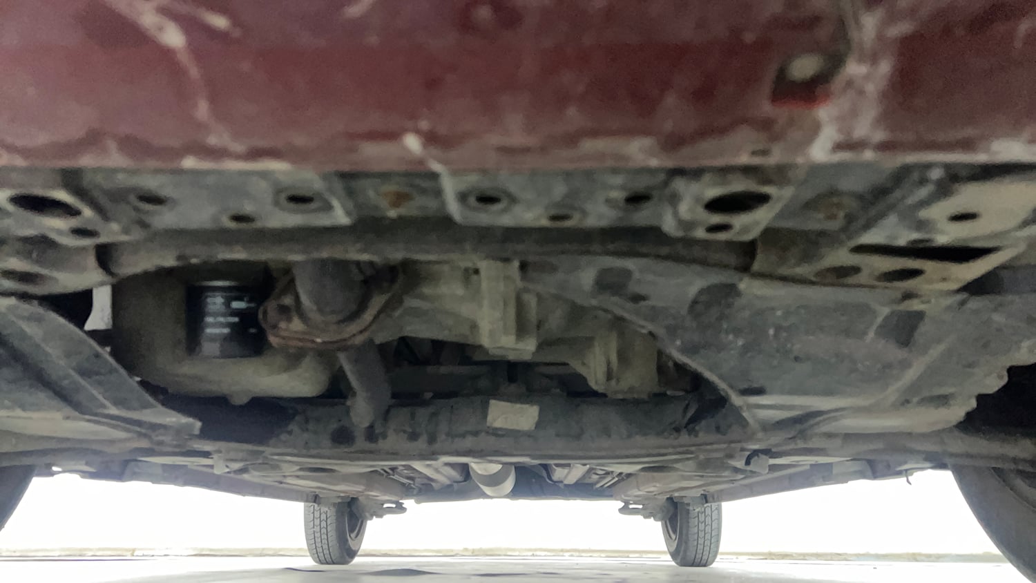 Used 2014 Maruti Suzuki Swift VXi Petrol Manual extra FRONT LEFT UNDERBODY VIEW