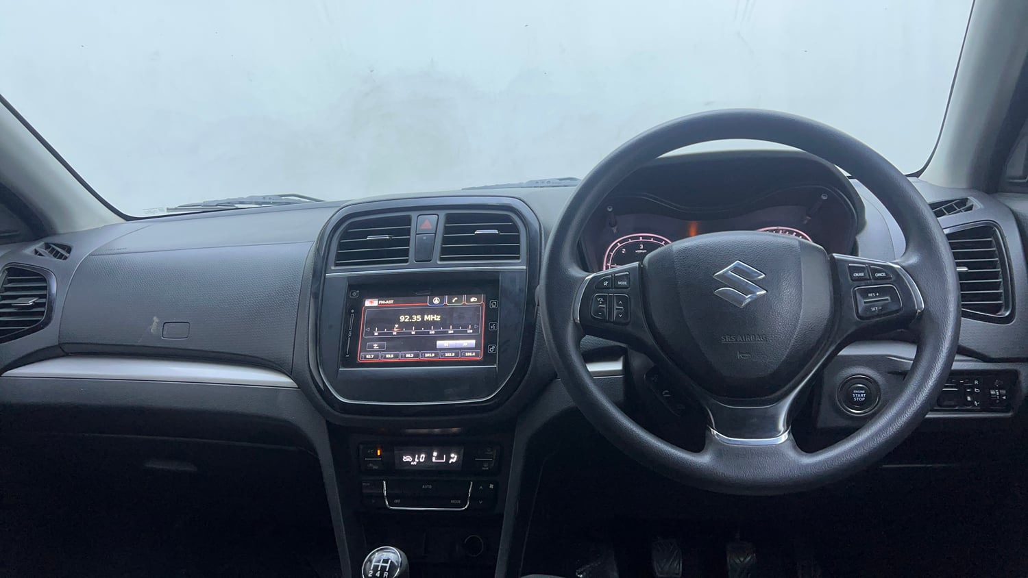 Used 2017 Maruti Suzuki Vitara Brezza [2016-2020] ZDi Plus Diesel Manual interior DASHBOARD VIEW