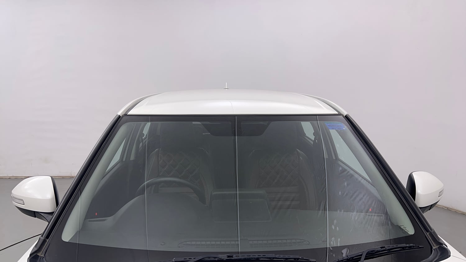 Used 2023 Maruti Suzuki Brezza VXi Petrol Manual exterior FRONT WINDSHIELD VIEW