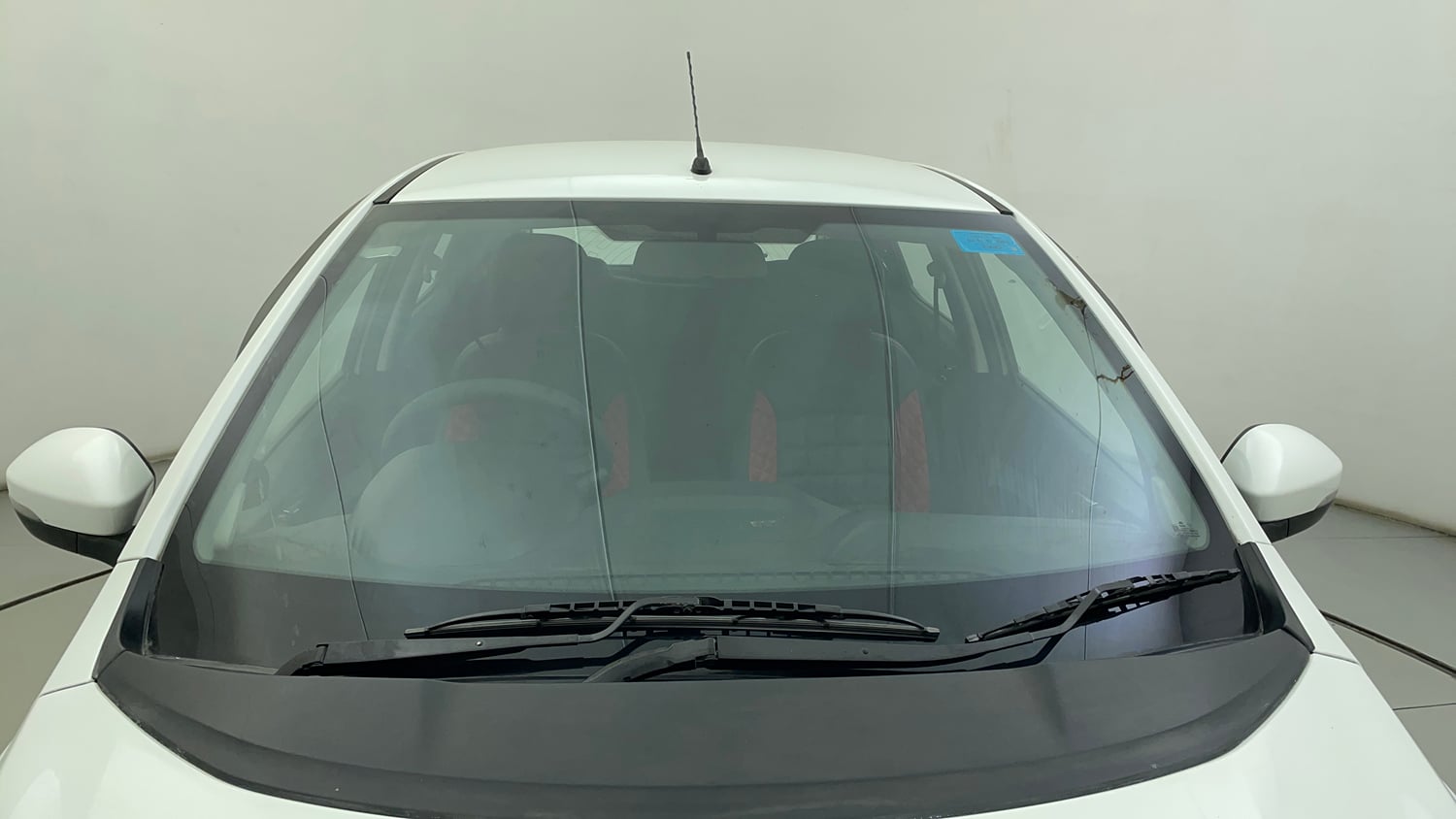 Used 2020 Tata Tiago Revotron XZ Petrol Manual exterior FRONT WINDSHIELD VIEW