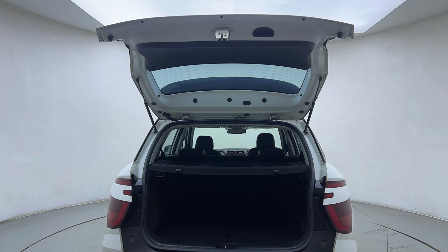 Used 2021 Hyundai Creta SX (O) 1.4 Turbo 7 DCT Petrol Automatic interior DICKY DOOR OPEN VIEW