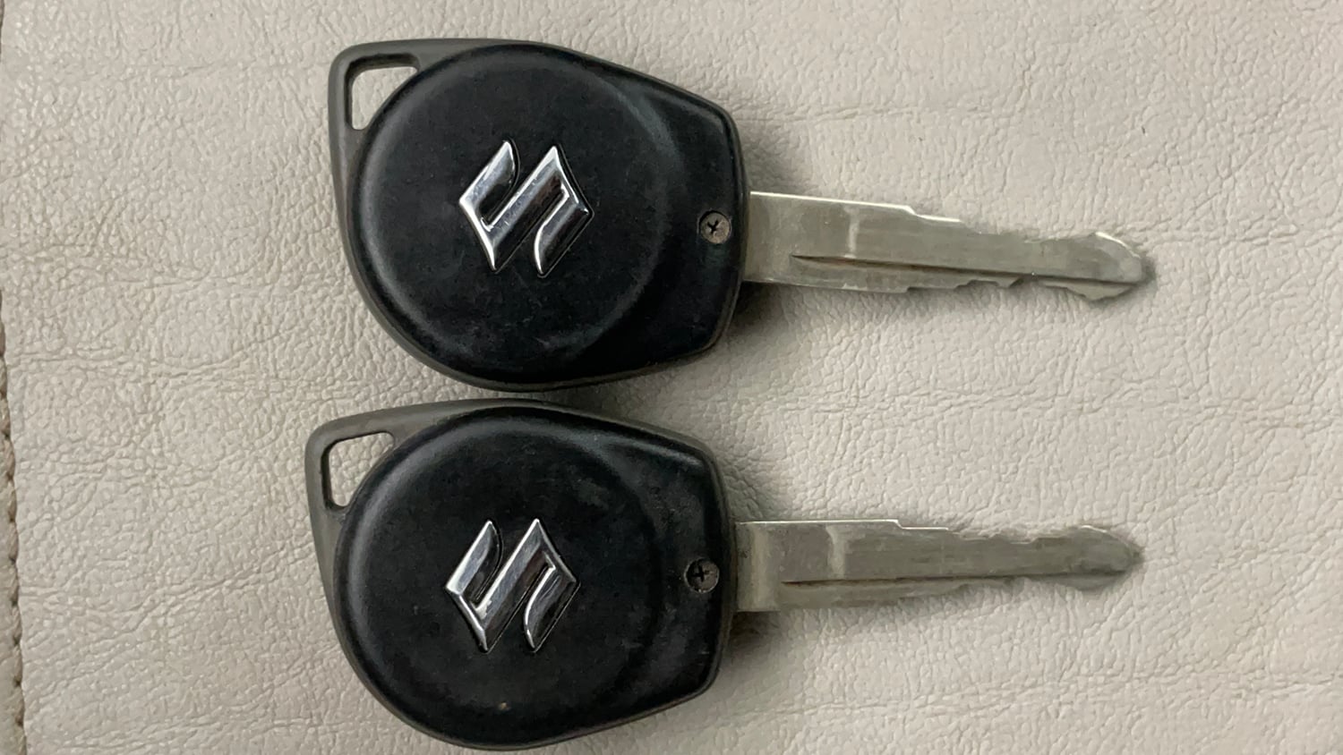 Used 2022 Maruti Suzuki Wagon R ZXI 1.2 Petrol Manual extra CAR KEY VIEW