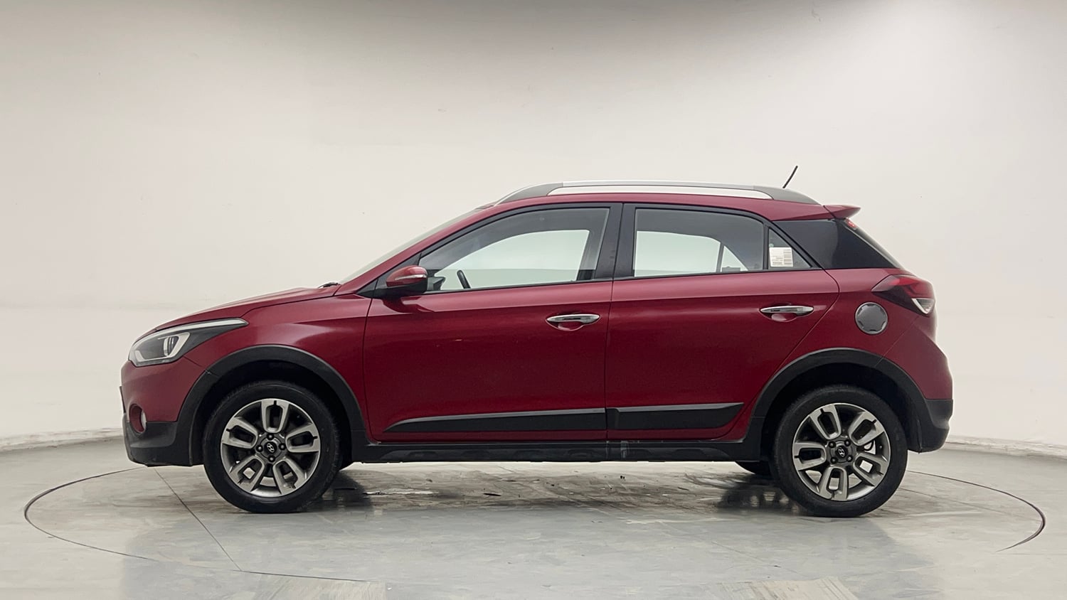 Used 2016 Hyundai i20 Active 1.2 SX Petrol Manual exterior LEFT SIDE VIEW