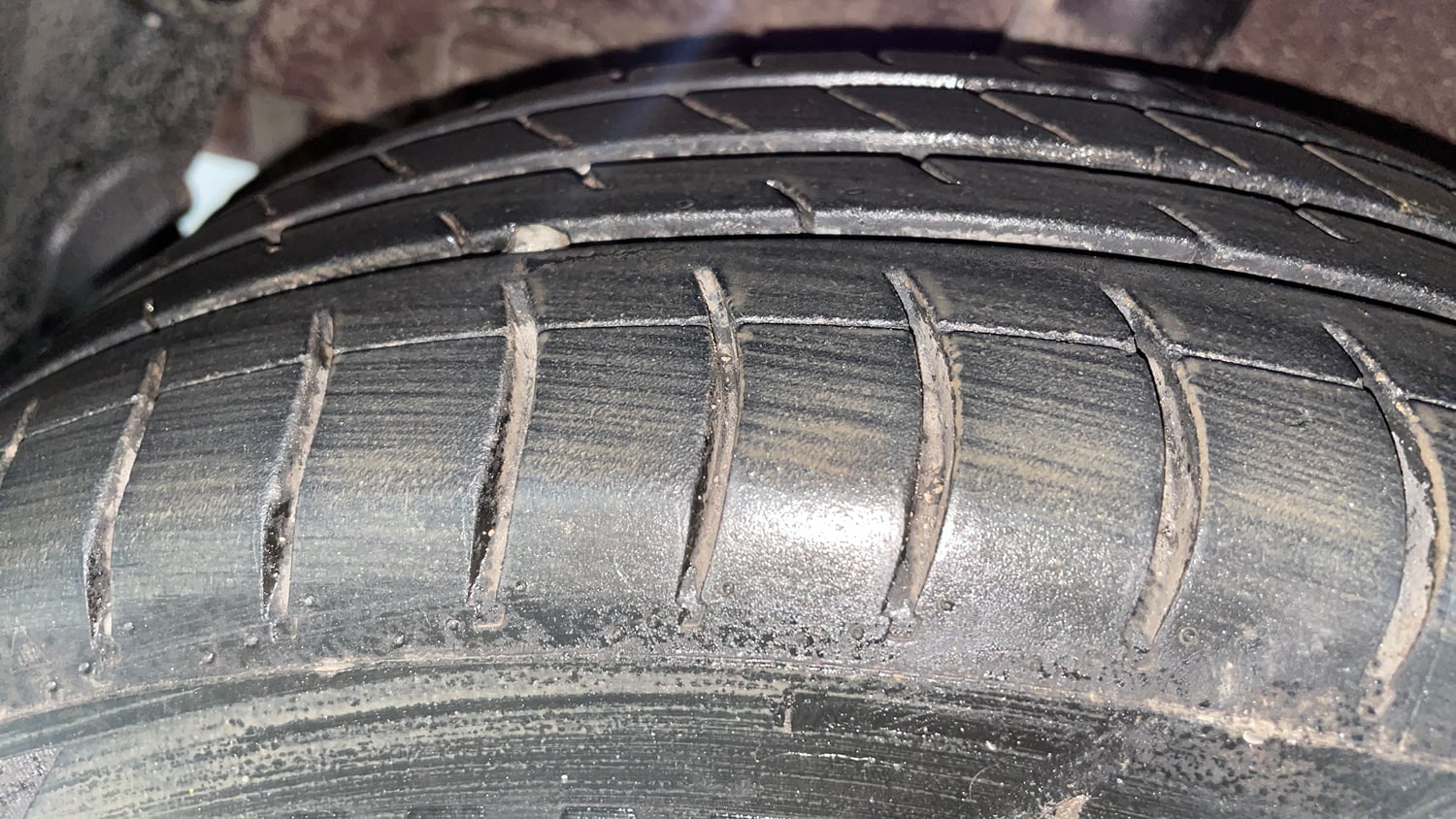 Used 2013 Hyundai Grand i10 Sportz 1.1 CRDi Diesel Manual tyres RIGHT REAR TYRE TREAD VIEW