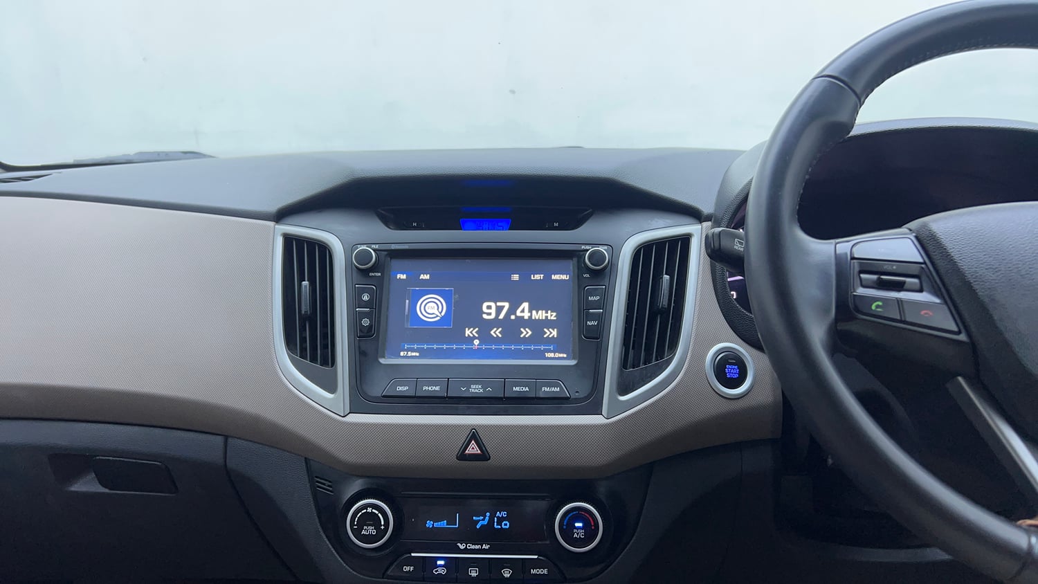 Used 2017 Hyundai Creta 1.6 SX Plus AT Petrol Petrol Automatic interior MUSIC SYSTEM & AC CONTROL VIEW