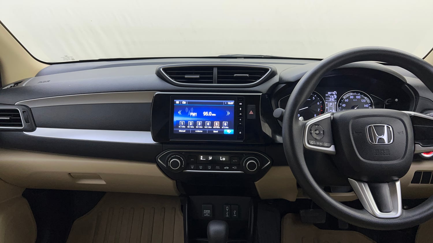 Used 2022 Honda Amaze VX CVT 1.2 Petrol Petrol Automatic interior MUSIC SYSTEM & AC CONTROL VIEW