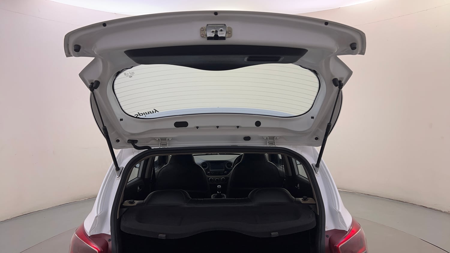 Used 2020 Hyundai Grand i10 Sportz 1.2 Kappa VTVT Petrol Manual interior DICKY DOOR OPEN VIEW