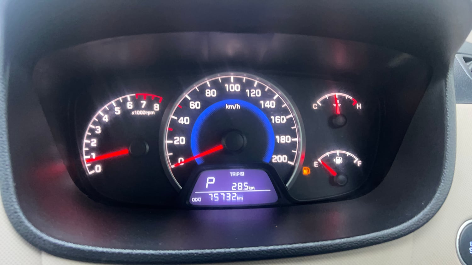 Used 2016 Hyundai Grand i10 Asta AT 1.2 Kappa VTVT (O) Petrol Automatic interior CLUSTERMETER VIEW
