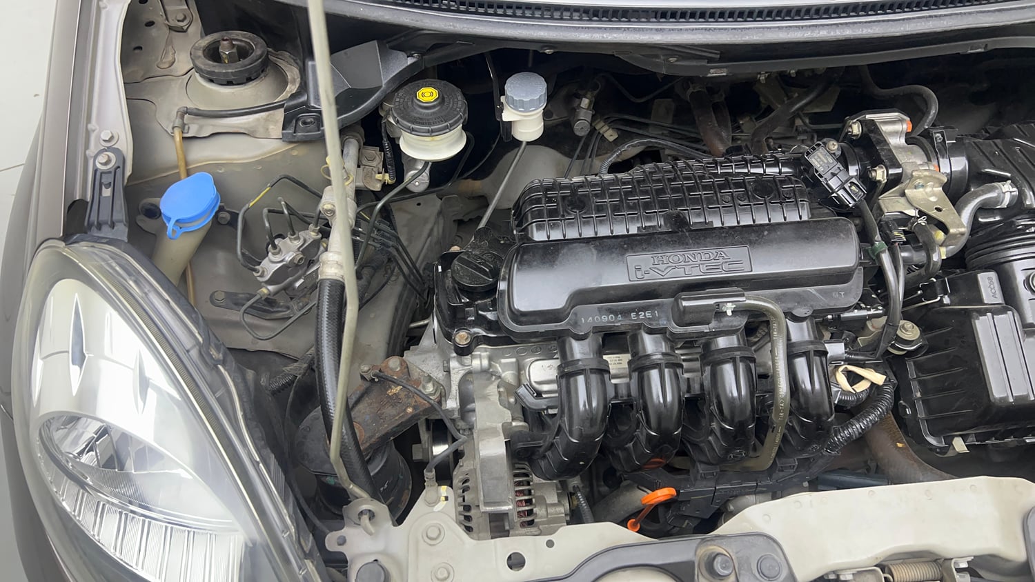 Used 2014 Honda Amaze 1.2 S i-VTEC Petrol Manual engine ENGINE RIGHT SIDE VIEW