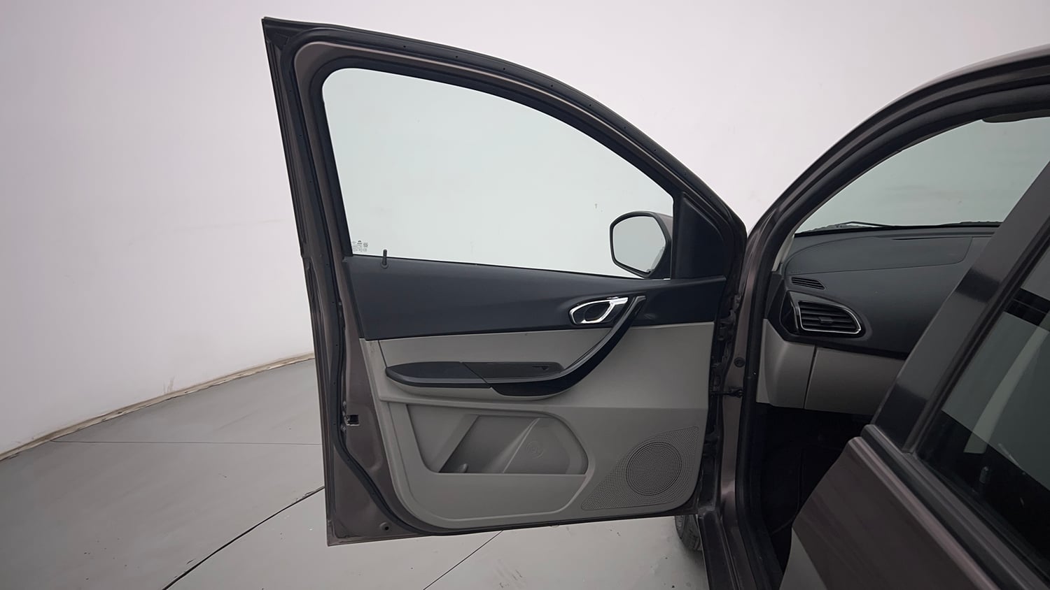 Used 2018 Tata Tiago Revotron XZ Petrol Manual interior LEFT FRONT DOOR OPEN VIEW