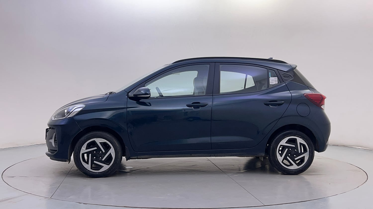 Used 2023 Hyundai Grand i10 Nios Sportz 1.2 Kappa VTVT Petrol Manual exterior LEFT SIDE VIEW
