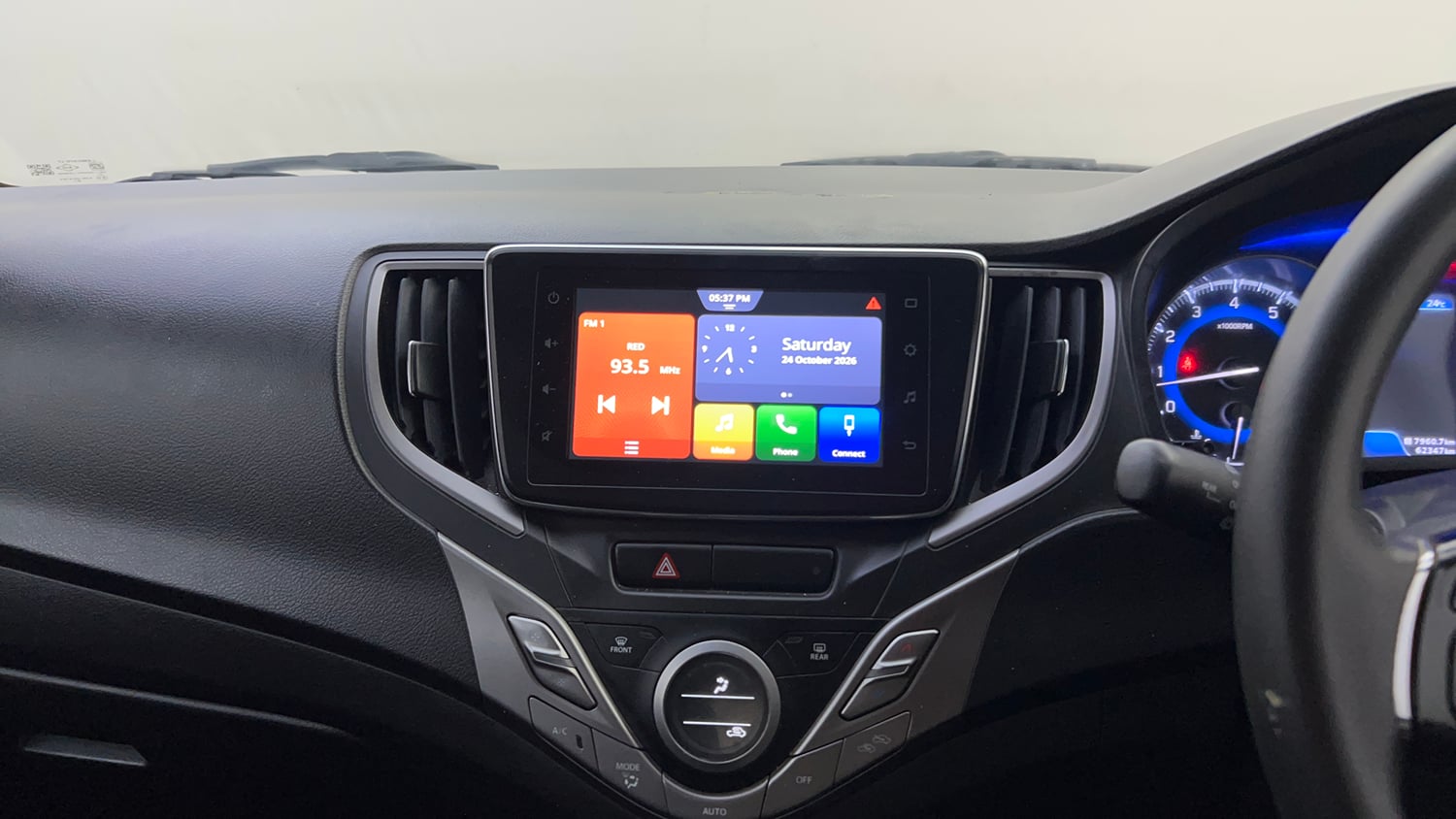 Used 2020 Maruti Suzuki Baleno Zeta Petrol Manual top_features Integrated (in-dash) music system