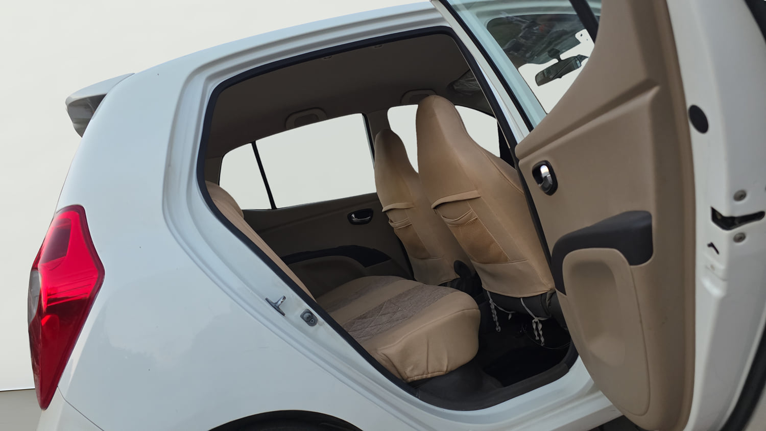 Used 2013 Hyundai i10 Sportz 1.2 Kappa2 Petrol Manual interior RIGHT SIDE REAR DOOR CABIN VIEW