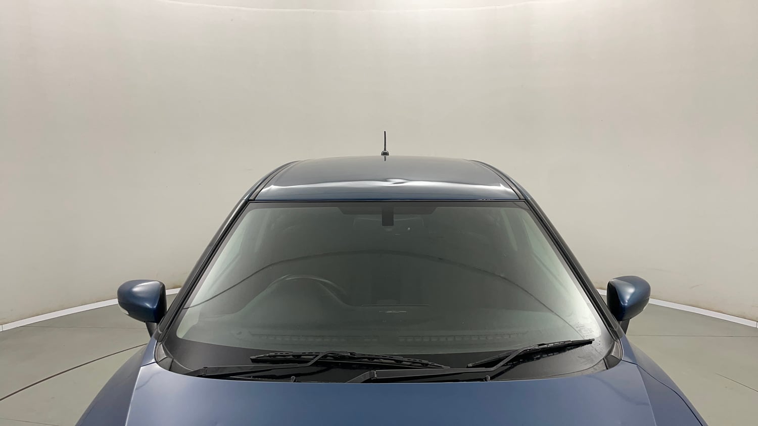 Used 2018 Maruti Suzuki Baleno Alpha 1.2 AT Petrol Automatic exterior FRONT WINDSHIELD VIEW