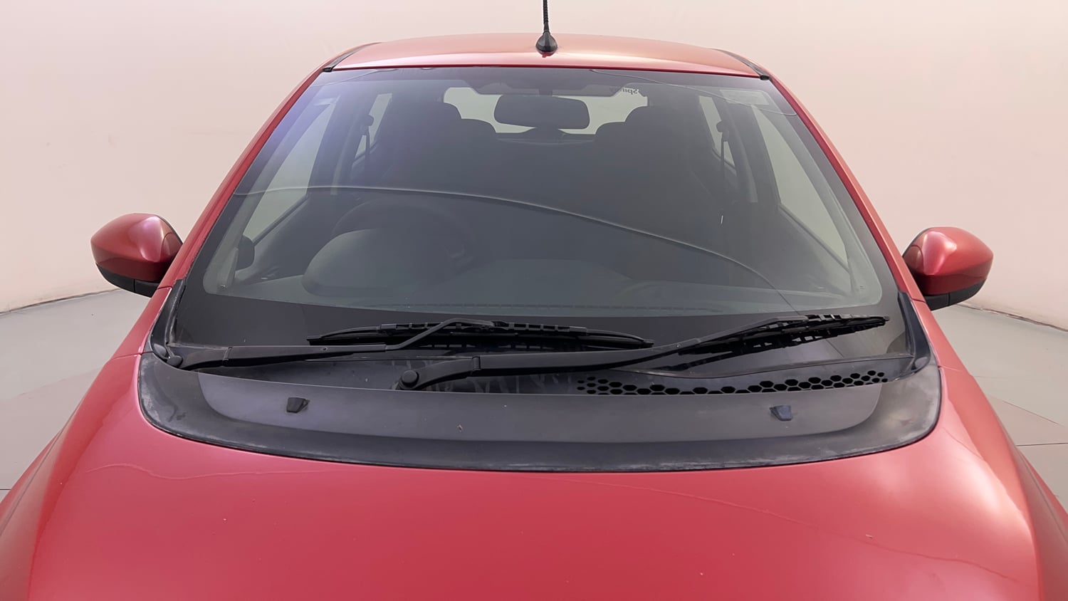 Used 2017 Tata Tiago Revotorq XT Diesel Manual exterior FRONT WINDSHIELD VIEW