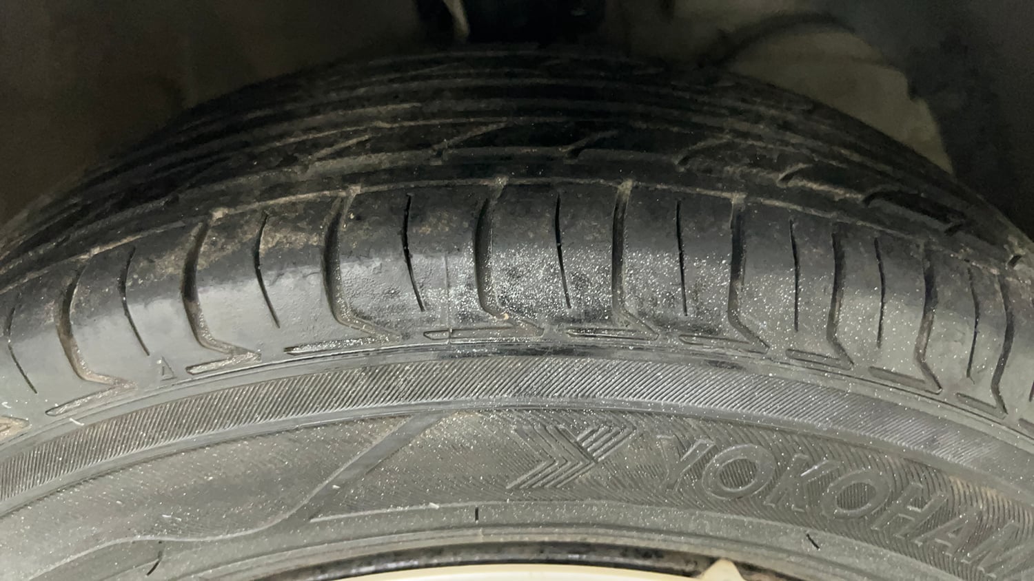 Used 2018 Maruti Suzuki Dzire VXi Petrol Manual tyres RIGHT FRONT TYRE TREAD VIEW