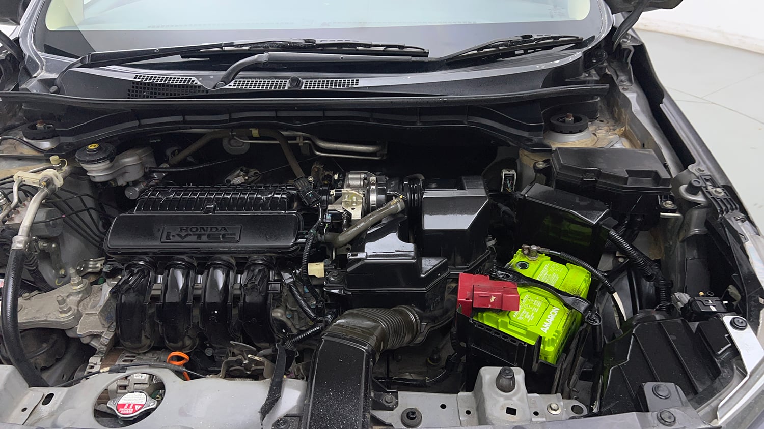 Used 2018 Honda Amaze 1.2 V MT Petrol Petrol Manual engine ENGINE LEFT SIDE VIEW
