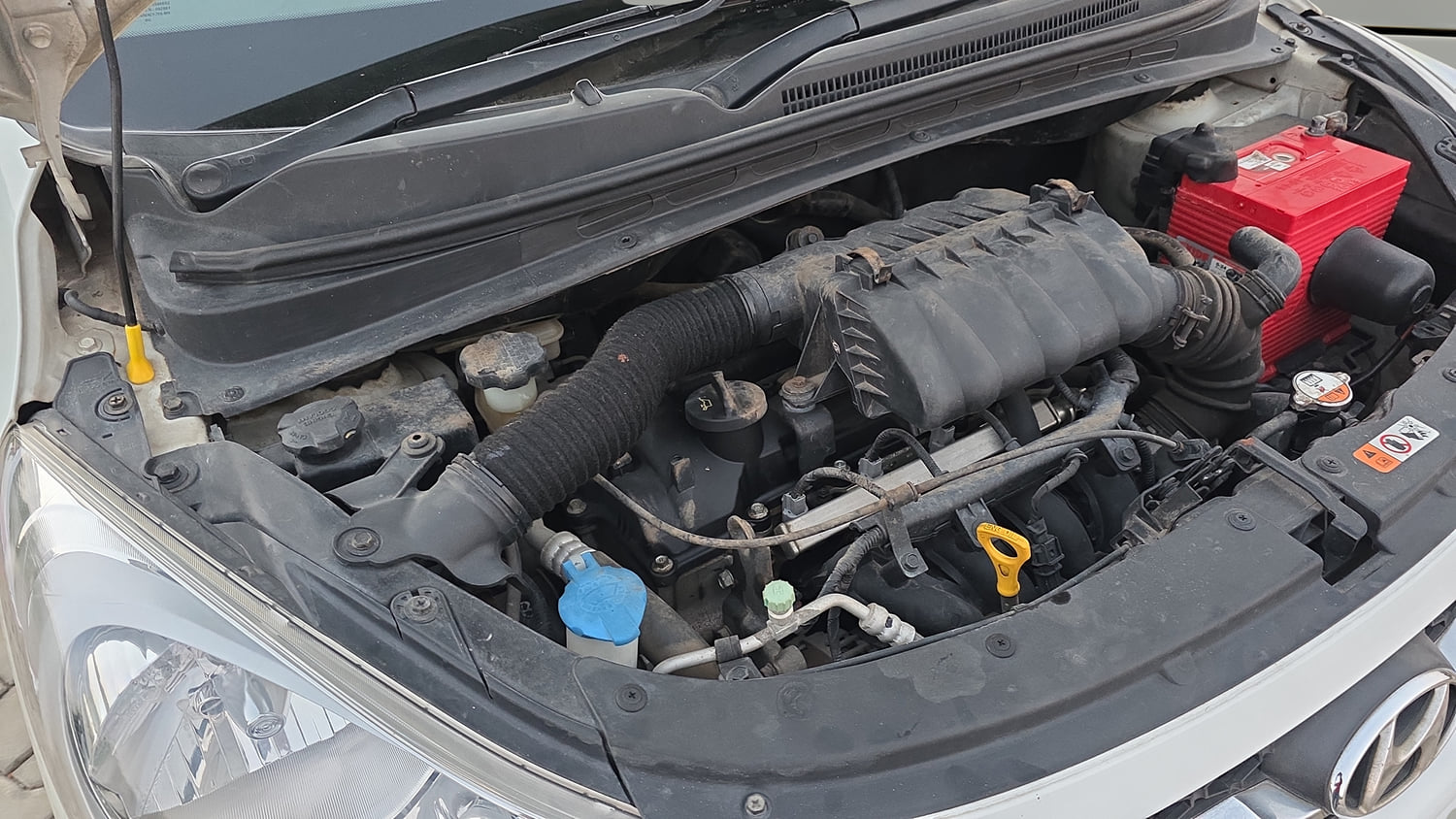 Used 2013 Hyundai i10 Sportz 1.2 Kappa2 Petrol Manual engine ENGINE RIGHT SIDE VIEW