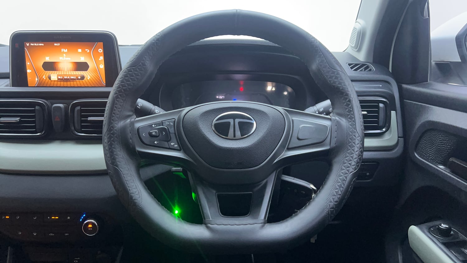 Used 2024 Tata Punch Adventure Rhythm Pack MT Petrol Manual interior STEERING VIEW