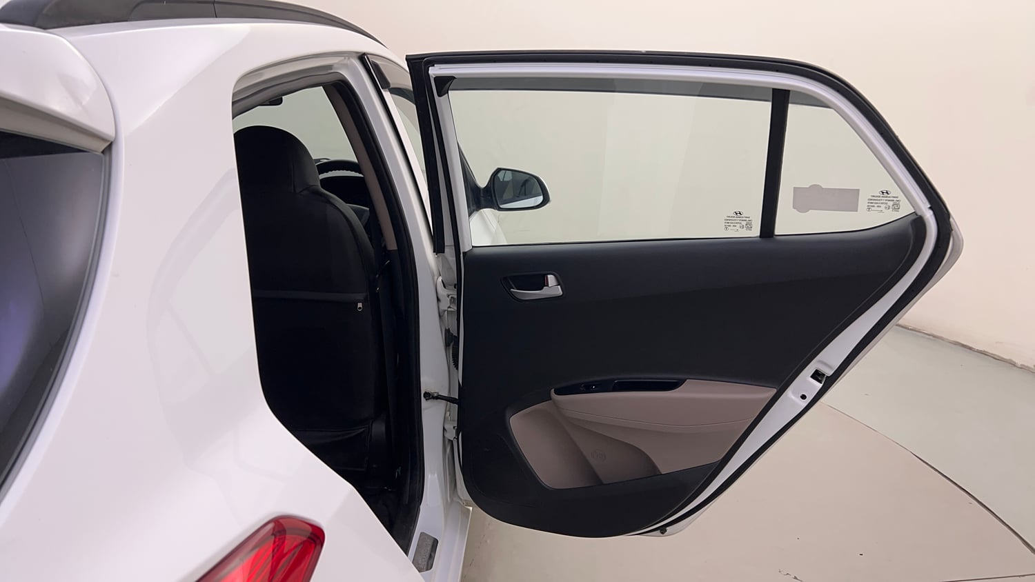 Used 2020 Hyundai Grand i10 Sportz 1.2 Kappa VTVT Petrol Manual interior RIGHT REAR DOOR OPEN VIEW