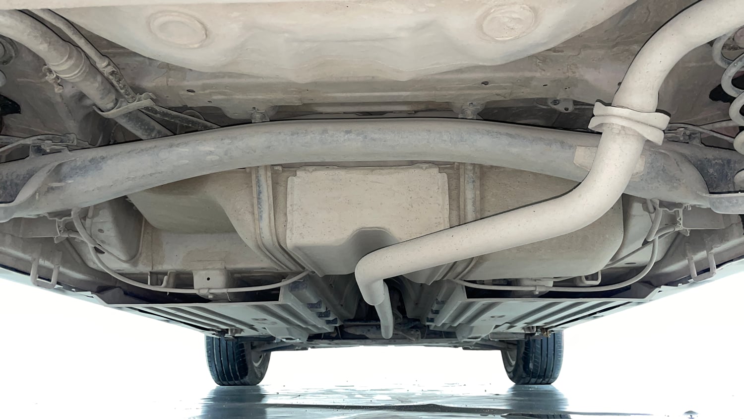 Used 2017 Maruti Suzuki Vitara Brezza ZDi+ Dual Tone Diesel Manual extra REAR UNDERBODY VIEW (TAKEN FROM REAR)